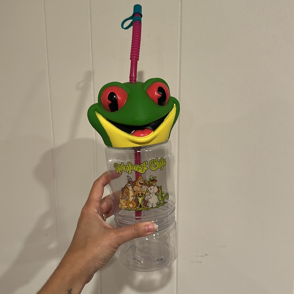 RAINFOREST Cafe Green and Yellow Reptile Tumbler